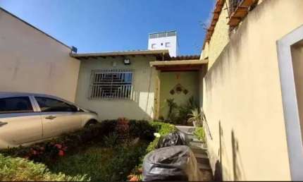 Casa Independente de 3 qtos com 2 vagas no Heliópolis - CA3085