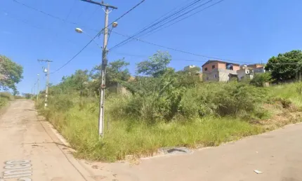 Terreno de esquina de 300 metros para venda,  São Miguel, Matozinhos - TE3128