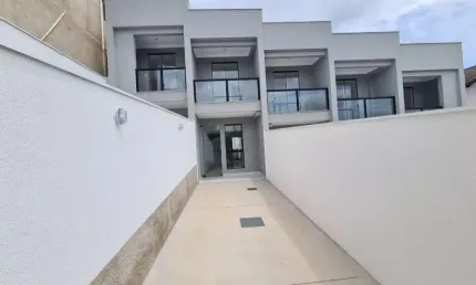 Linda Casa Independente de 2 qtos em ótima localização no B. Jd. Guanabara - CA3300