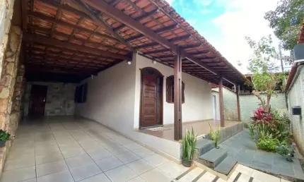 Casa plana para venda,  4 quartos no Santa Monica, Belo Horizonte - CA3505