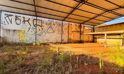 Galpão de 370 m² em Esquina Estratégica na Av. Pedro I – Itapoã, BH - GA3521
