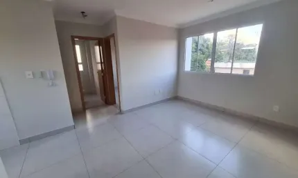 Apto de 2 qtos em ótima localização no bairro santa mônica - ap3551