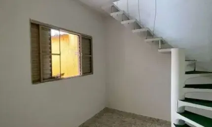 Sobrado com 2 quartos para alugar, 100 m² por R$ 1.391/mês - Vila Tijuco - Guarulhos/SP
