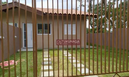 Casa Térrea com 2 dormitórios à venda, 56 m² por R$ 405.000 - Jardim Santo Antônio - Atibaia/SP