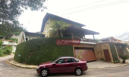 Sobrado com 3 dormitórios à venda, 336 m² por R$ 1.000.000,00 - Olho D'Água - Mairiporã/SP