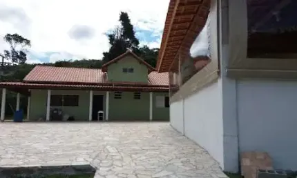 Chácara com 3 dormitórios à venda, 6326 m² por R$ 900.000,00 - Chácaras Copaco - Arujá/SP