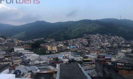 Sobrado Para Vender com 6 quartos 2 suítes no bairro Laranjeiras em Caieiras