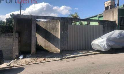 Casa Para Vender com 3 quartos no bairro Vila Santista em Franco Da Rocha