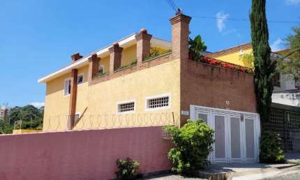 Casa Para Vender com 4 quartos 1 suítes no bairro Vila Morse em São Paulo