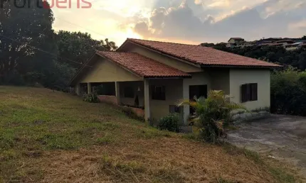 Casa Para Vender com 1.000m² de Terreno e 3 quartos 1 suítes no bairro Vera Tereza em Caieiras