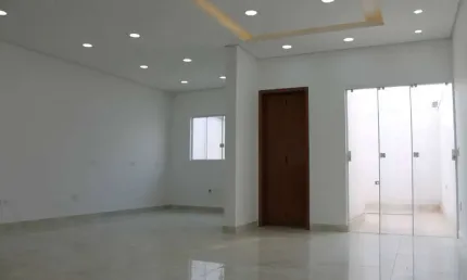Sobrado Para Vender com 3 quartos 3 suítes no bairro Laranjeiras em Caieiras