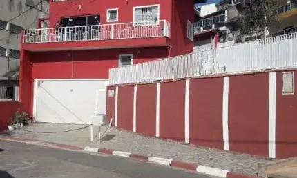 Sobrado Para Vender com 4 quartos 1 suítes no bairro Serpa em Caieiras