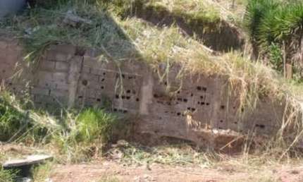 Lote / Terreno de Bairro Para Vender no bairro Serpa em Caieiras