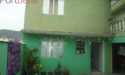 Sobrado Para Vender com 3 quartos no bairro Laranjeiras em Caieiras