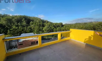 Sobrado Para Vender com 3 quartos no bairro Serpa em Caieiras