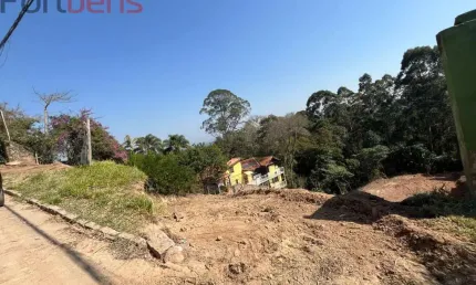 Lote / Terreno de Condomínio Para Vender no bairro Alpes de Caieiras em Caieiras