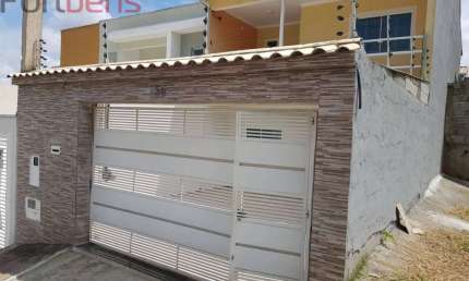 Sobrado Para Vender com 3 quartos 1 suítes no bairro Jd. Europa em Caieiras