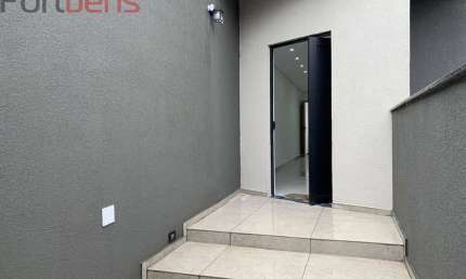 Sobrado Para Vender com 3 quartos 2 suítes no bairro Laranjeiras em Caieiras