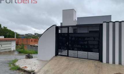Sobrado Para Vender com 3 quartos 1 suítes no bairro Laranjeiras em Caieiras