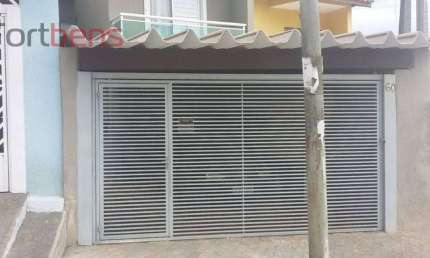 Sobrado Para Vender com 3 quartos 1 suítes no bairro Laranjeiras em Caieiras