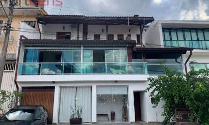 Sobrado Para Vender com 4 quartos 1 suítes no bairro Nova Caieiras em Caieiras
