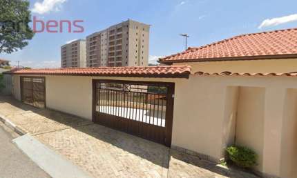 Casa Para Vender com 4 quartos 1 suítes no bairro Região Central em Caieiras