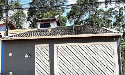 Casa 2 dormitórios para Venda em Várzea Paulista, Jardim Itália, 2 dormitórios, 1 suíte, 2 banheiros, 2 vagas