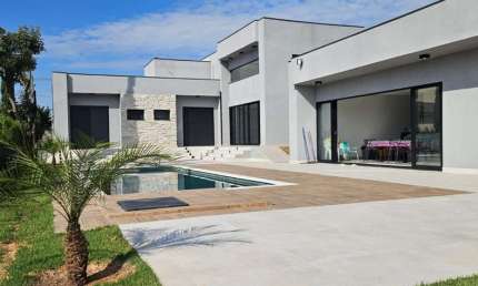 Casa 4 dormitórios ou + para Venda em Itupeva, Horizonte Azul - Village Ambiental II, 4 dormitórios, 4 suítes, 6 banheiros, 4 vagas