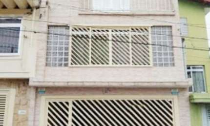 Sobrado residencial para venda mobiliado na Vila Mazzei, à 5 minutos do Shopping Trimais. 3 suítes e 2 vagas