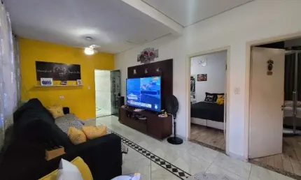 Casa Residencial à Venda no Bortolândia, ótima localização, bairro tranquilo e arborizado, 3 dorms (1 suíte) e 3 vagas