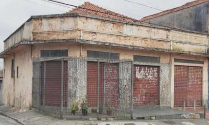 Galpão comercial para Locação na Vila Santa Maria, ótima localização, ao lado da Av. Dep. Emílio Carlos com 700m²