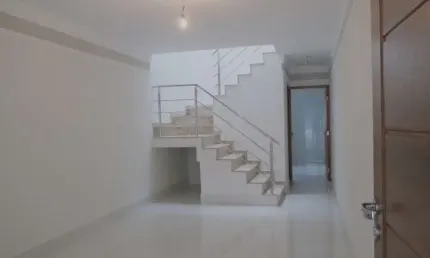 Sobrado novo residencial para venda na vila mazzei, excelente localização, ao lado da av. coronel sezefredo fagundes, 3 suítes e 2 vagas