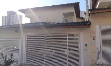 Sobrado residencial para Venda na Santa Teresinha, excelente localização, ao lado da Avenida Engenheiro Caetano Álvares, 3 suítes e 3 vagas de garagem
