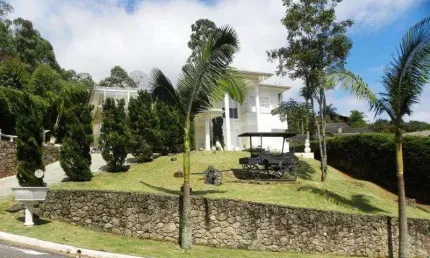 Casa em condomínio residencial para Venda Na Serra da Cantareira, São Paulo. Ótima localização, bairro tranquilo e visão para a Serra da Cantareira.