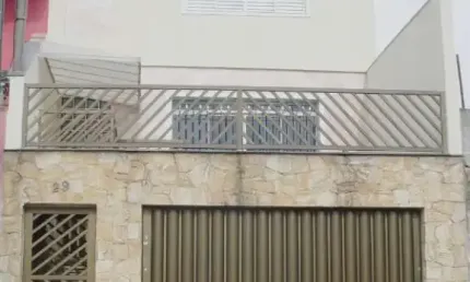 Sobrado residencial à venda, Vila Constança, ótima localização próximo à Avenida Guapira, São 3 dormitórios(1suíte), edícula e 4 vagas de garagem
