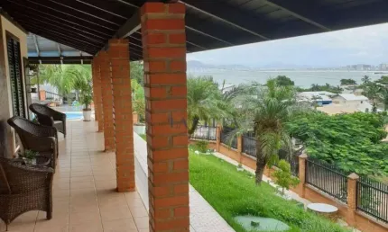 Casa com 3 dormitórios à venda, 165 m² por R$ 1.016.000,00 - Praia de São Miguel - Penha/SC