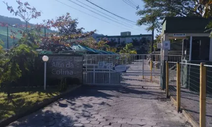 Apartamento com 2 dormitórios à venda, 51 m² por R$ 305.000,00 - Espinheiros - Itajaí/SC