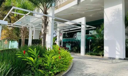 Apartamento com 2 dormitórios à venda, 91 m² por R$ 852.100,00 - Vila Operária - Itajaí/SC