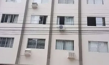 Aluguel Apartamento de 2 domitorios, 1 vaga de garagem Rotativa, no Centro de Balneario Camboriu