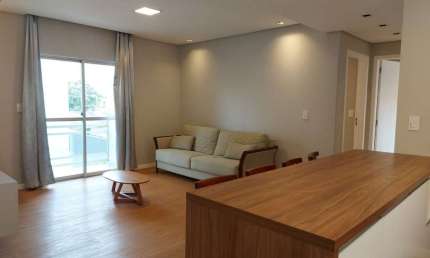 Aconchegante Apartamento para Locação com 02 Dormitórios sendo 01 Suíte 01 Vaga de Garagem Numerada no Centro de BC