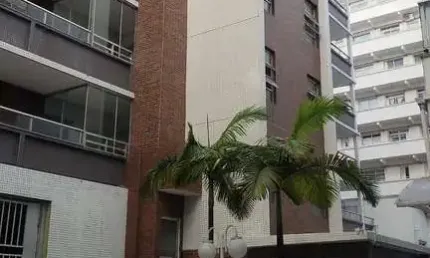 Apartamento de 2 dormitorios,sendo 1 vaga de garagem privativa- avenida Atlântica, sendo fudos