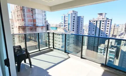 Apartamento com 5 quartos à venda na Rua 236, 400, Meia Praia, Itapema