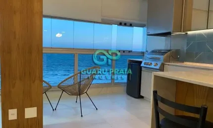 3 dormitórios sendo 1 suíte, 3 banheiros, cozinha integrada com sala ampla, para 2 ambientes com sacada, finamente mobiliado.