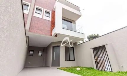 Triplex novo à venda, com terraço, 3 quartos sendo 1 suíte com closet, no Bairro Portão / Água Verde, Curitiba/PR.