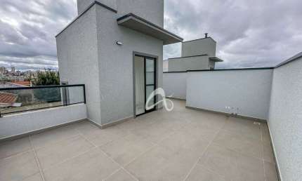 Triplex novo em condomínio à venda, com 03 quartos sendo 1 suíte, terraço com churrasqueira no Bairro Novo Mundo, Curitiba/PR.