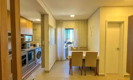 Apartamento todo planejado à venda, sacada com churrasqueira, 2 quartos - Boqueirão - Curitiba/PR.