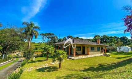 Excelente chácara com 29mil m² à venda, com 2 impecáveis casas com 240m², no Bairro Umbará Curitiba/PR.