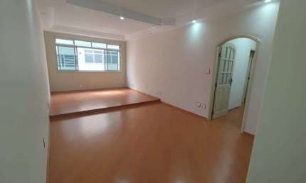Venda Apartamento Santos SP - mAr dOce lAr com vaga demarcada e elevador a apenas 1km da praia do Gonzaga.