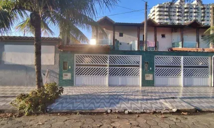 Casa com 2 quartos à venda na Avenida César Rodrigues Reis, Balneário Maracanã, Praia Grande