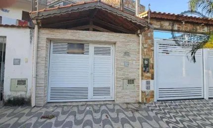 Casa com 2 quartos à venda na Avenida Doutor Roberto de Almeida Vinhas, Vilamar, Praia Grande